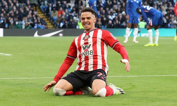 Съндърланд в топ 2, обърна Челси в Лондон (видео)