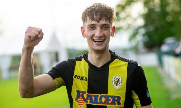 Словенски халф май се договори с Левски