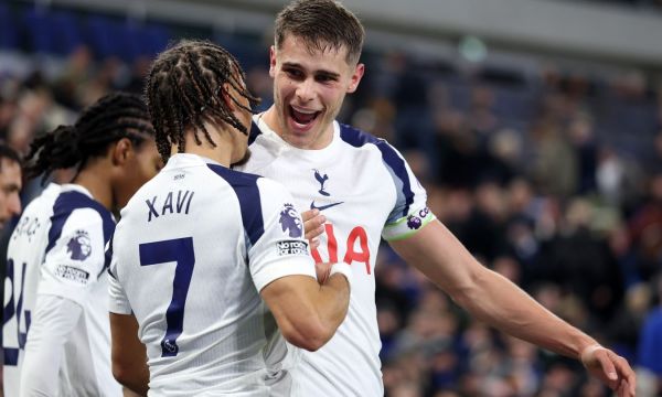 Тотнъм разгроми Евертън 