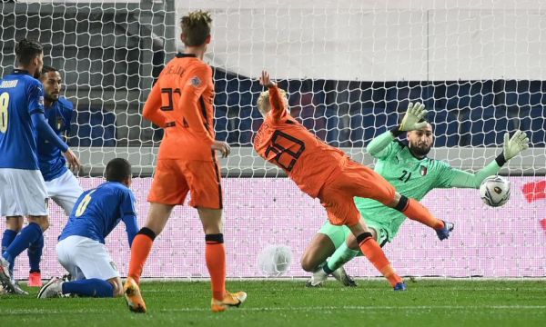 Италия и Нидерландия направиха добър мач, но без победител