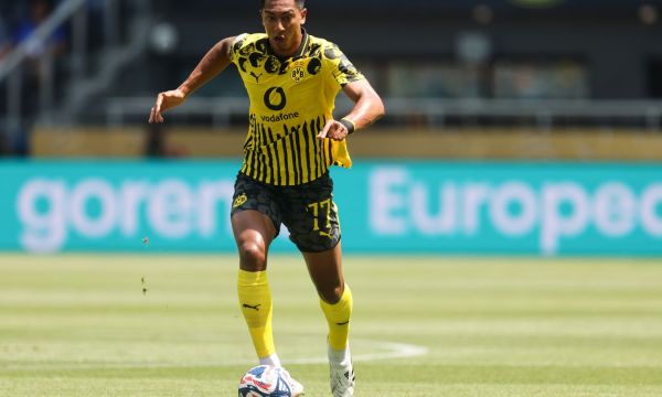 Ман Юнайтед се интересува от Джоб Белингам 