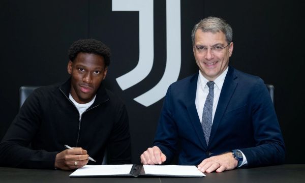 Юве обяви трансфера на Дейвид 