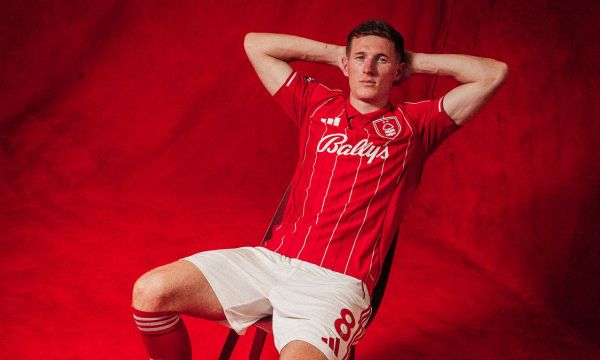 Ливърпул може да открадне трансферна цел на Ман Юнайтед 