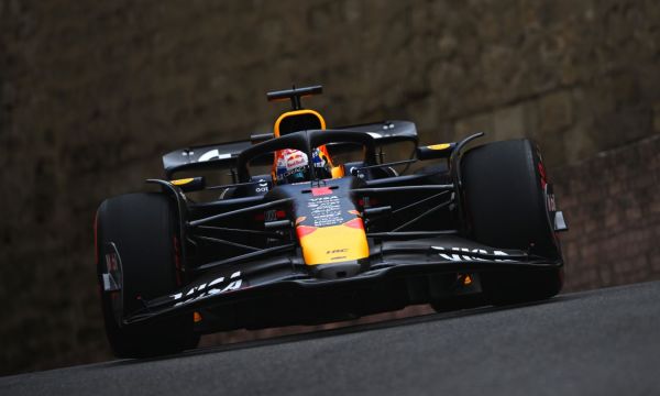 Верстапен спечели квалификациите в Азербайджан 