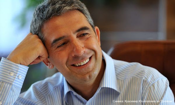 Националите заминаха за Испания, Росен Плевнелиев им пожела успех