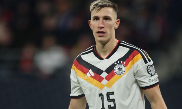 Ковач за бъдещето на Шлотербек: Това е решение на клуба и играча