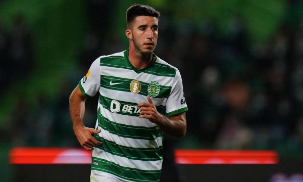 Ман Юнайтед се интересува от защитник на Спортинг