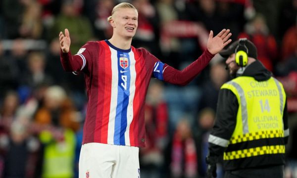 Холанд стана голмайстор в квалификациите 