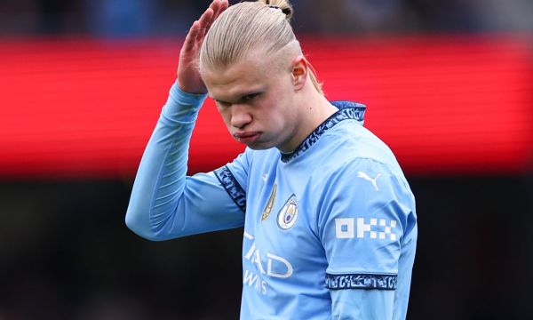 Холанд се подигра с Карагър 