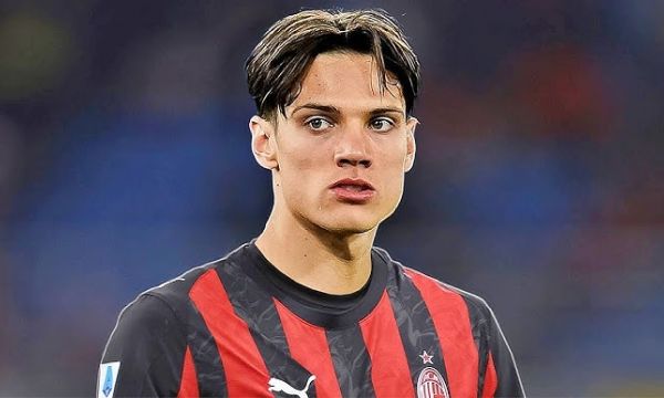 Милан с първи летен трансфер