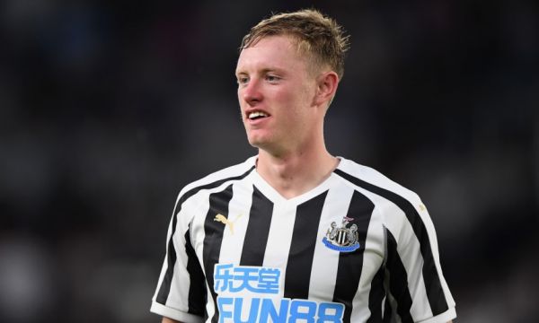 Юнайтед се надява да приключи с Лонгстаф до края на седмицата