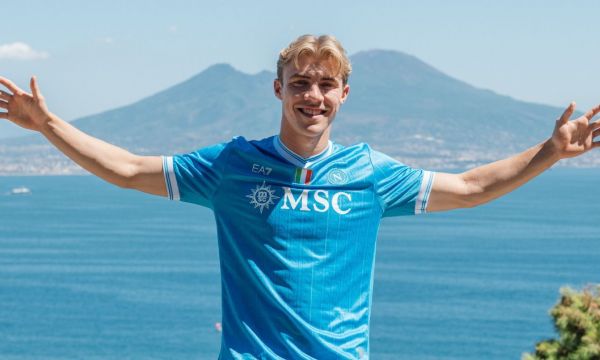 Бивш датски национал с критики към Ман Юнайтед заради Хьойлунд