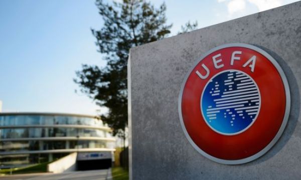  УЕФА наказа ПСЖ