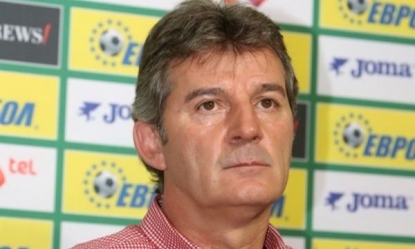 Емил Костадинов: Десподов е играл 2 мача за отбора, няма да липсва