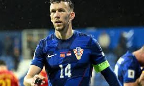 Хърватия с обрат срещу Черна гора, Полша отива на бараж