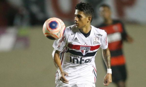 Барселона съгласува трансфера на 19-годишен бразилец