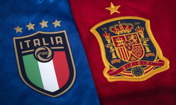 Италия ще стигне финал през Испания