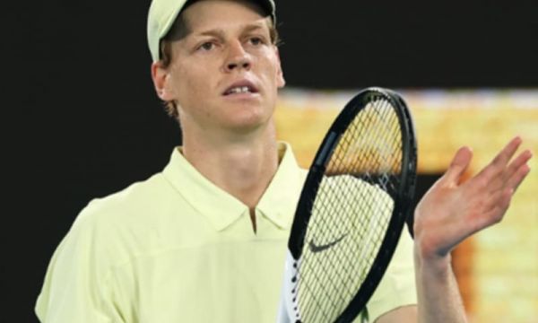 WADA дисквалифицира Синер