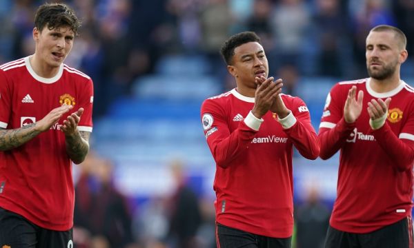 Ман Юнайтед отчете ръст на заплатите с 1/4