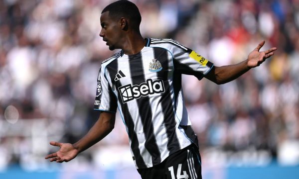 Карагър: Не искам Ливърпул да плаща 150 млн. за Исак