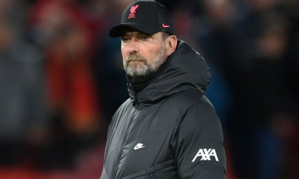 Клоп: Не ни е лесно