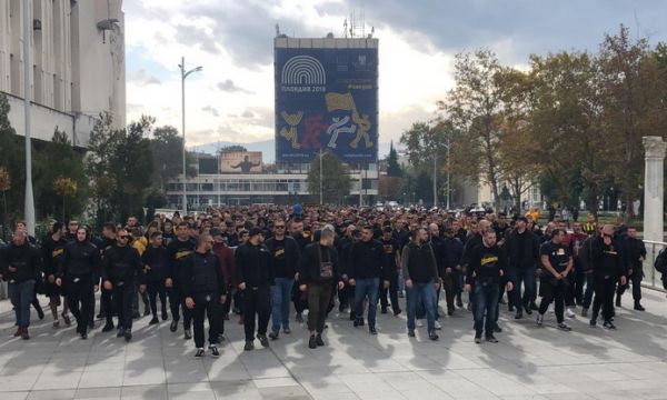 Протестите за стадиона на Ботев Пловдив продължават с автошествие
