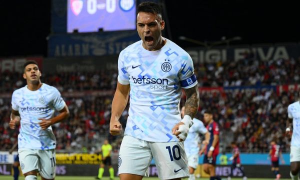 Лаутаро и Еспозито осигуриха победата на Интер над Каляри (видео)