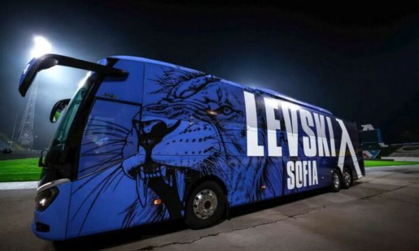 Стана ясно колко струва автобусът на Левски