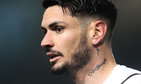 Лил обяви за раздяла със седем играчи 