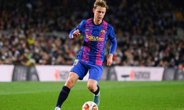 Ливърпул се интересува от Де Йонг 