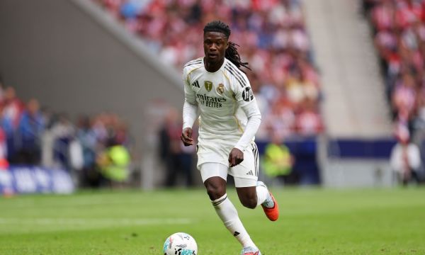 Ливърпул се интересува от Камавинга