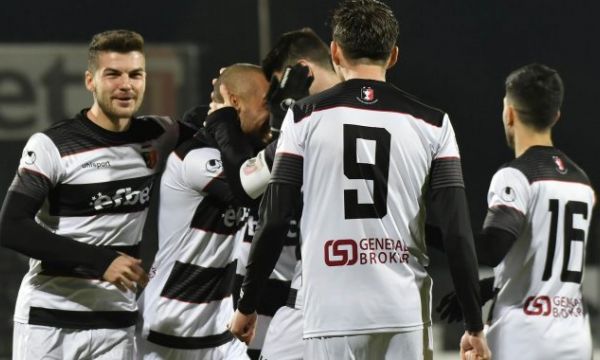Беласица игра добре, но късен гол донесе успеха на Локо Пловдив