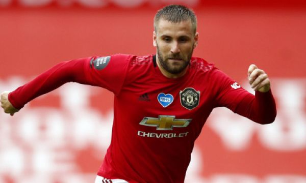 Ман Юнайтед започва преговори с Шоу през следващата седмица