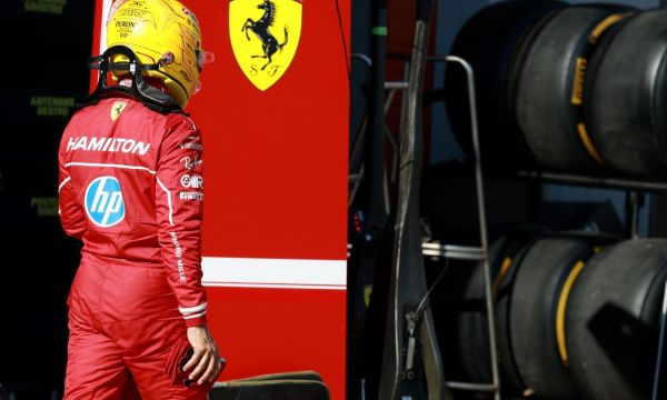 Хамилтън повтори антирекорд на Ферари 