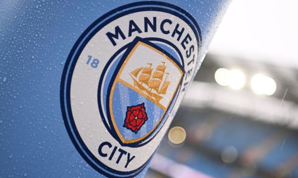 Ман Сити се стреми да удължи договора на Фодън 