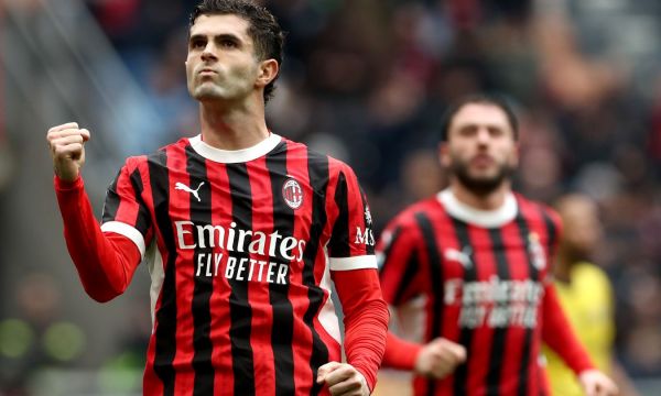 Ман Юнайтед и Астън Вила се насочват към халф на Милан 