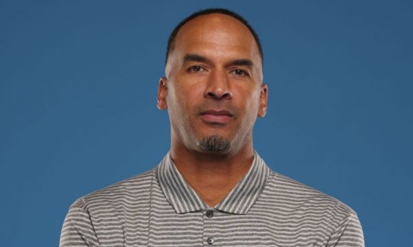 Под охрана е мениджърът на Далас, изпратил Дончич в Лейкърс