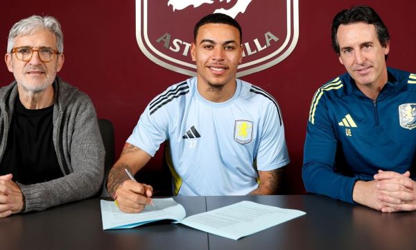 Астън Вила продължи с Роджърс 