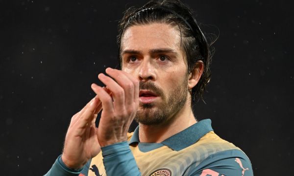 Евертън се интересува от Грилиш