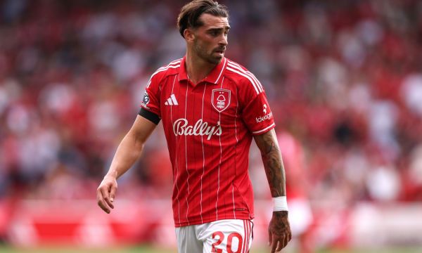 Нападател на Нотингам Форест е близо до трансфер в Бешикташ