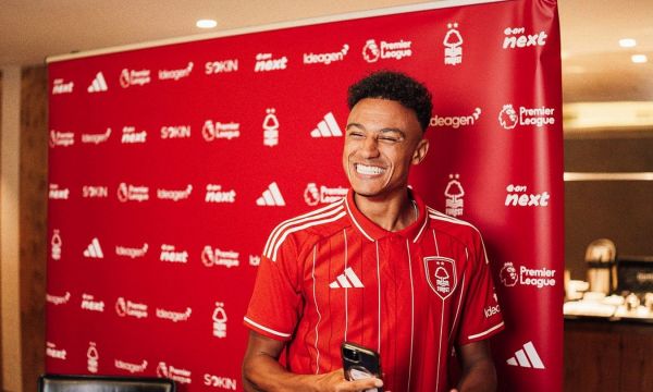 Нотингам Форест потвърди трансфера на Н’Дойе.