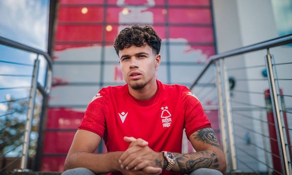  Нотингам подписа с Уилямс