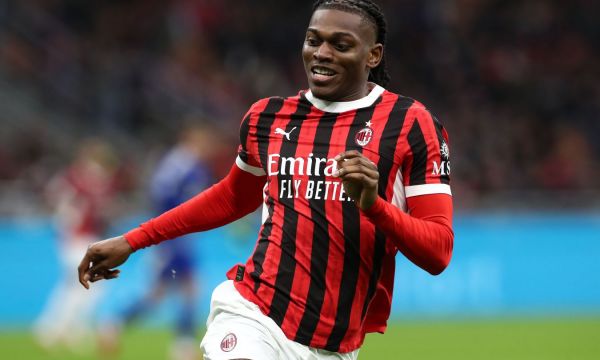 Еступинян: Ще се уча от Леао