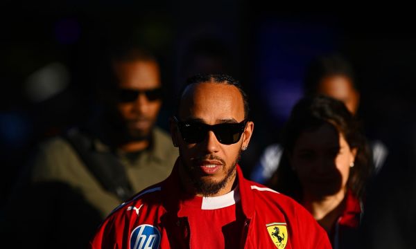 Екълстоун: Хамилтън трябва да спре и то завинаги