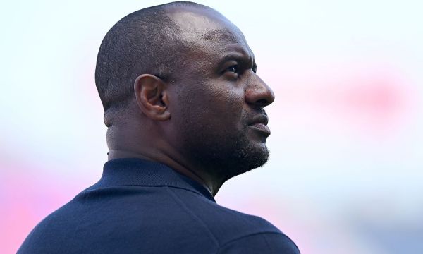 Виейра може да бъде уволнен като старши -треньор на Дженоа 