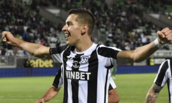 Локо Пловдив удари Славия в добавеното