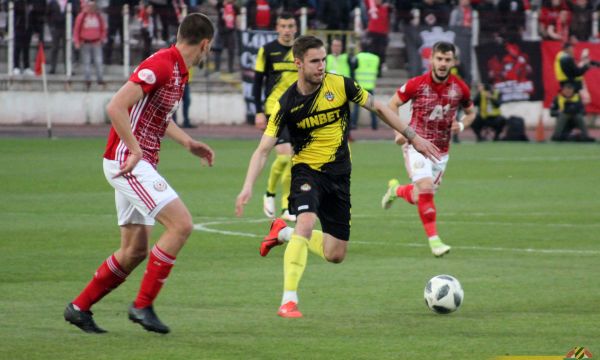 Вутов настоява да играе срещу ЦСКА, въпреки контузията