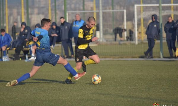 Ботев Пловдив стартира в контролите с победа