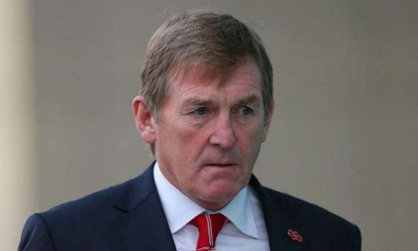 Сър Кени бе изписан от болницата