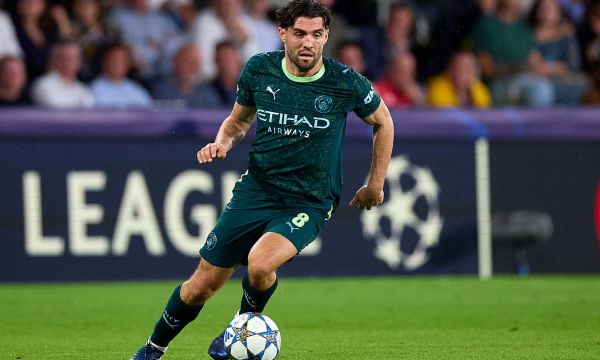 Два клуба от ВЛ се интересуват от халф на Ман Сити